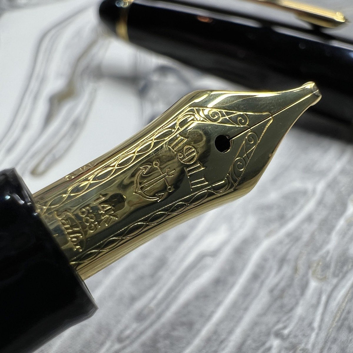 Sailor 1911 Standard - Music Nib - Image 5