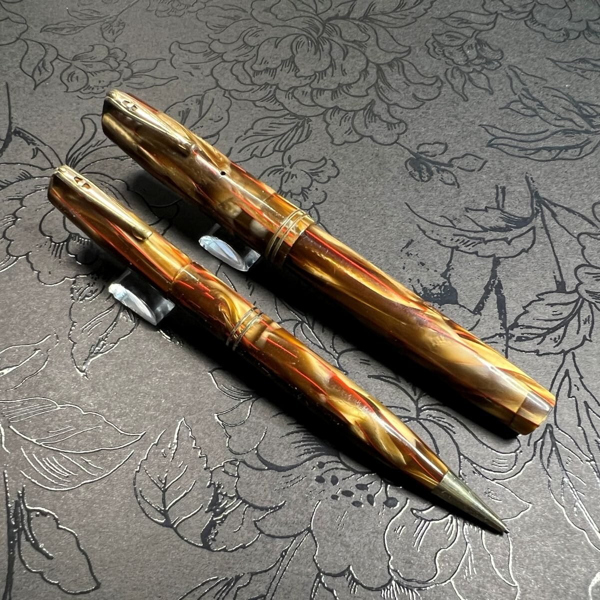 Waterman's 351V - Image 2